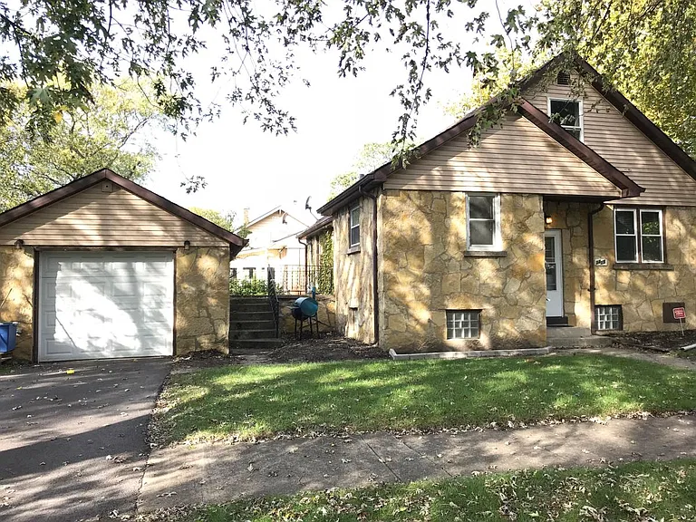 3415 S Schultz Dr — Photo 1