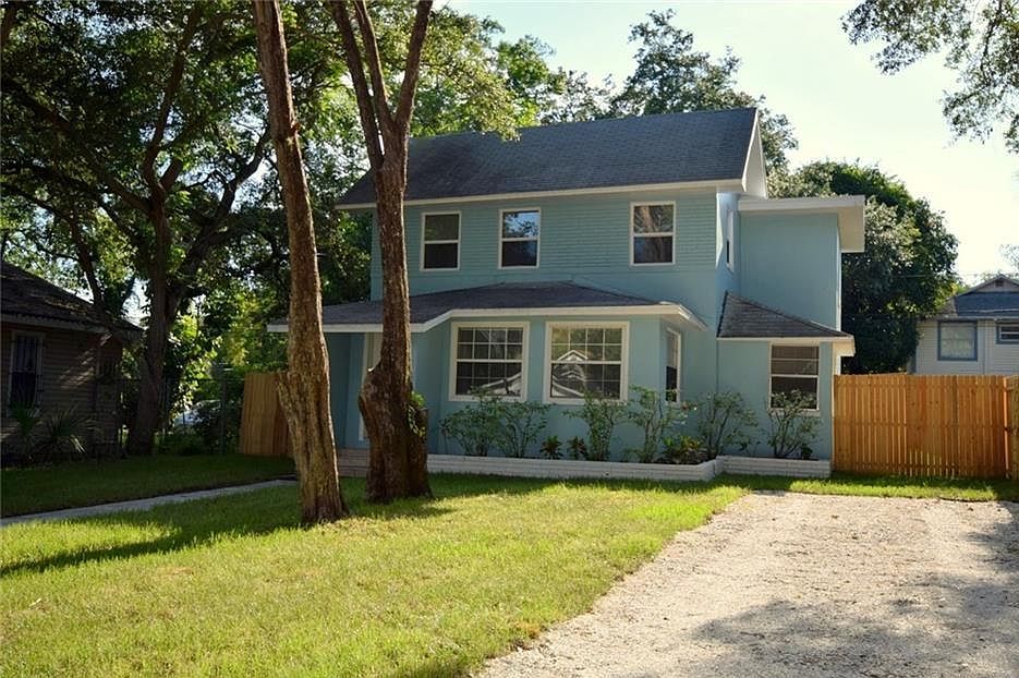 1st image of 2111 13th St S