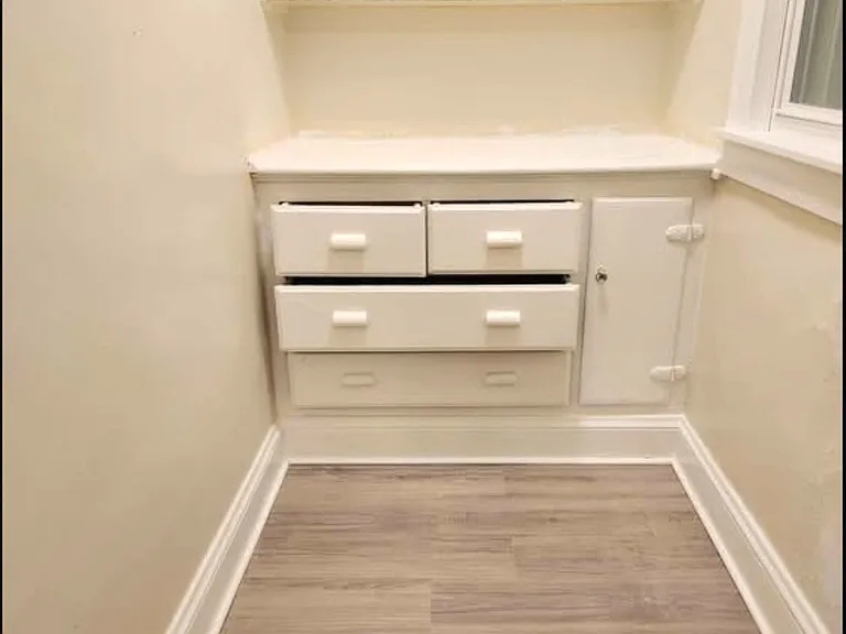 64 Vernon Ave #1 — Photo 9
