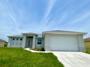 3732 11th St W, Lehigh Acres, FL 33971