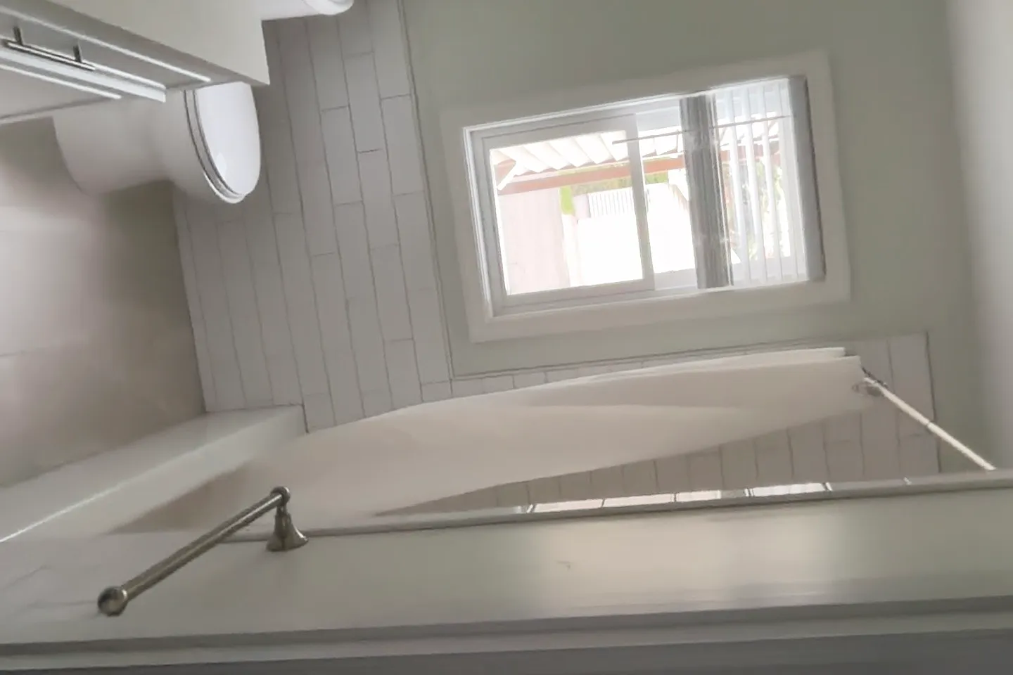 2 bed, 900 sqft, $2,900 — Photo 3