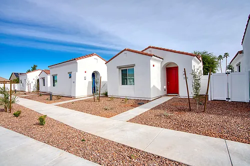 Abode At Litchfield Park Photo 1