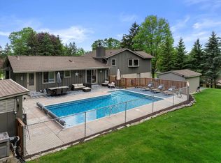 14510 Santa Rosa Dr, Brookfield, WI 53005