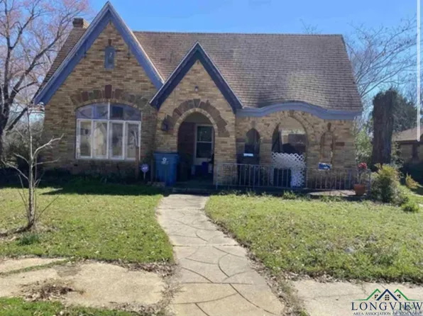 316 N Center St, Gladewater, TX 75647