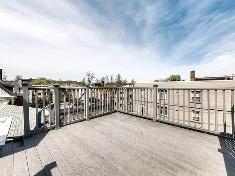 717 S Negley Ave — Photo 4