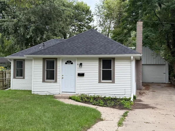 931 Pomeroy St, Kalamazoo, MI 49001