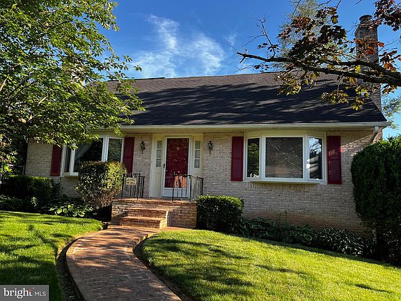 2nd image of 1804 Ashton Dr