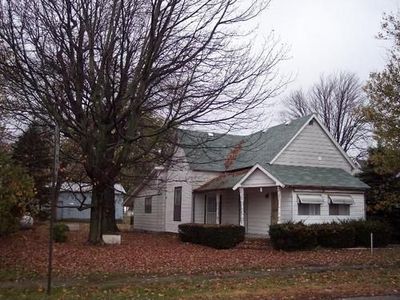 304 N Vine St, Wingate, IN, 47994
