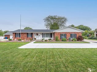 5014 E Dunbar Rd, Monroe, MI 48161