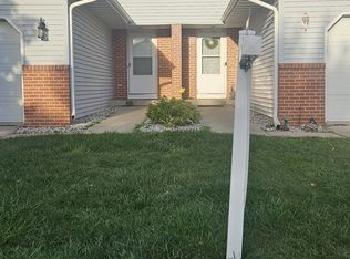 405 Trailside Dr, Deforest, WI 53532