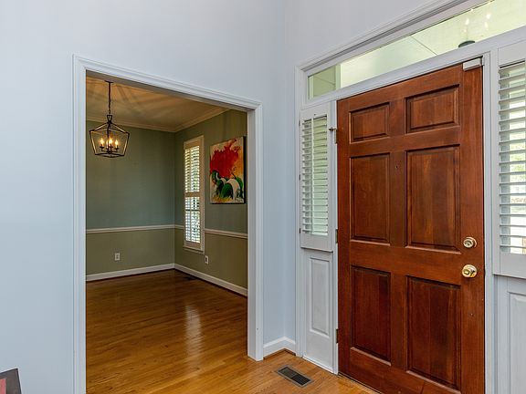 4th image of 3636 Sunningdale Way