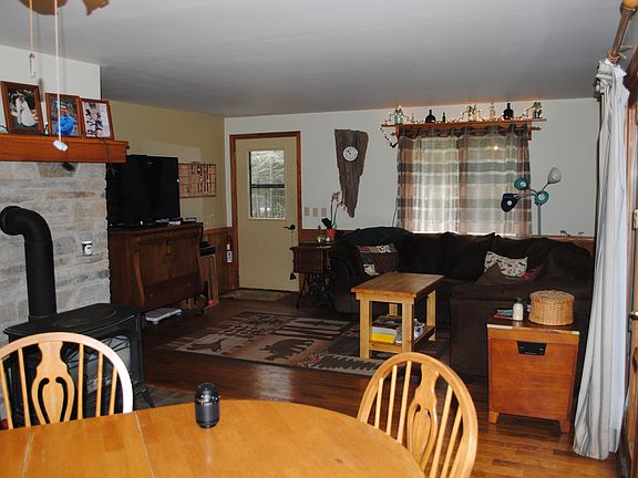 5th image of 48 N Greenwood Dr