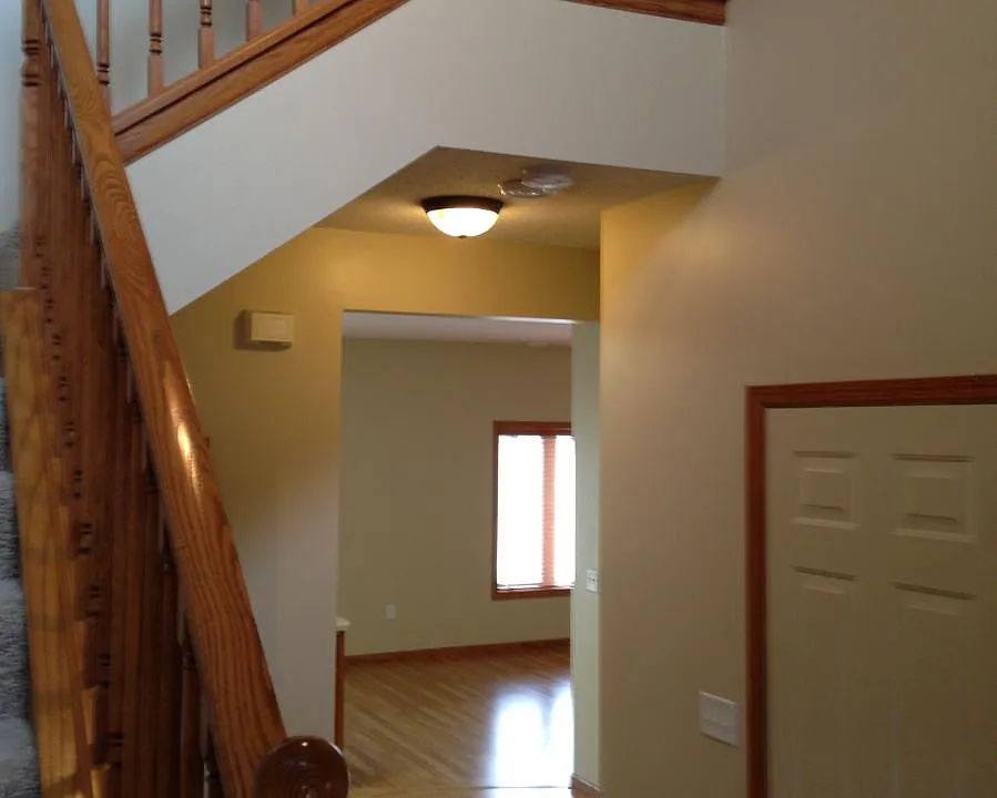 2103 Linden Trl
