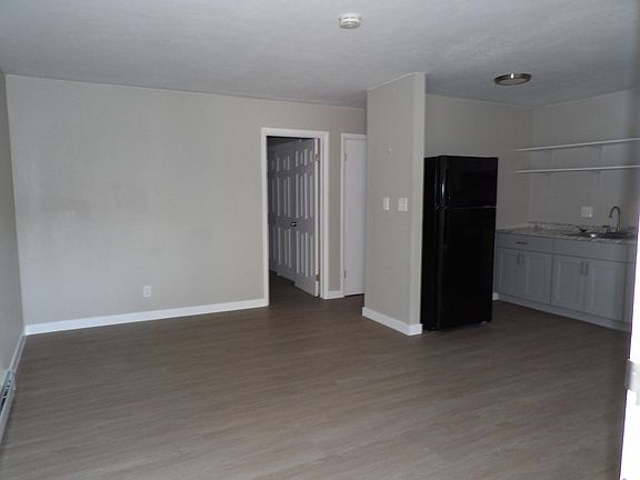 2nd image of 1435 Kingston St APT 2