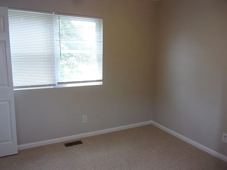 1478 Flintwood Dr — Photo 12