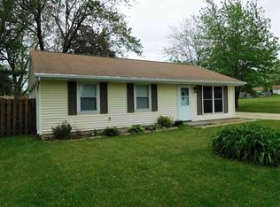 2224 Washington Rd, Washington, IL 61571