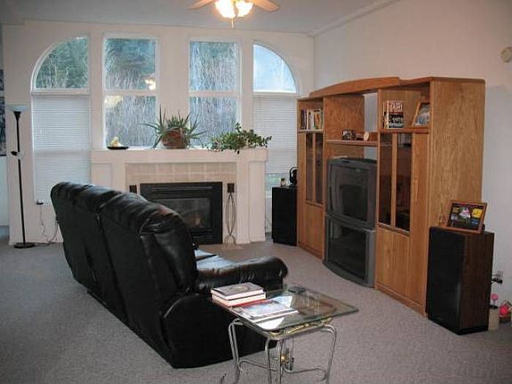 3rd image of 4520 S Sunny Creek Cir