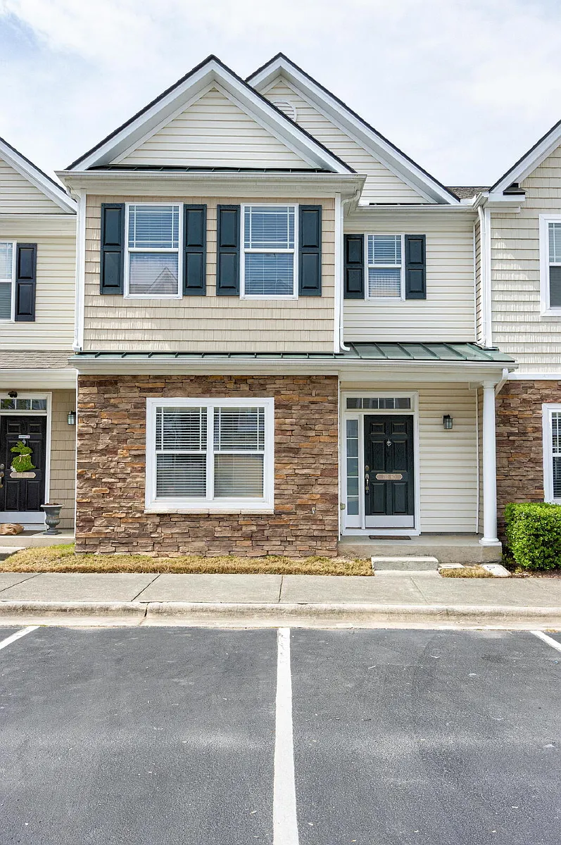 Building Photo - 711-60 Keystone Park Dr