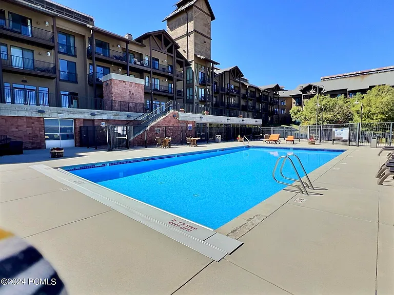 1364 W Stillwater Dr #2053 — Photo 29