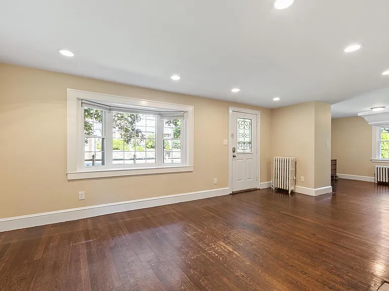 303 Central St — Photo 3