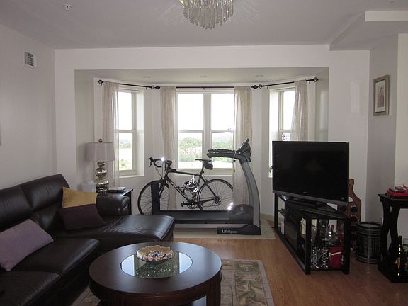 3rd image of 1 Cityview Ln Unit 713