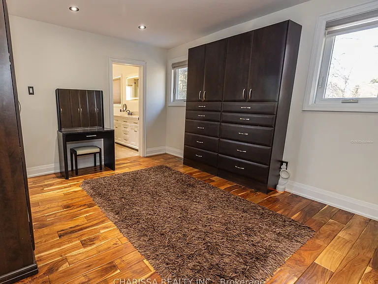 60 Belvedere Dr — Photo 21