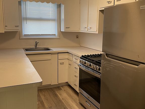 2nd image of 7436 Malvern Ave