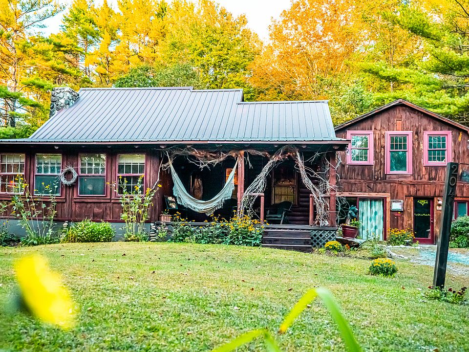 204 Baker Road...paradise!