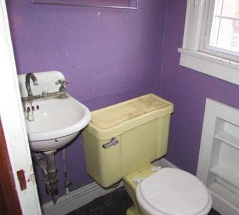 4th image of 4211 Chester Dr