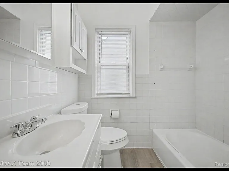 5635 Westpoint St — Photo 18