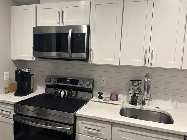 3228 11th St NW, Washington, DC