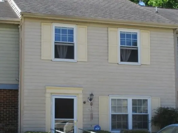 29 Lucinda Ct, Hampton, VA 23666