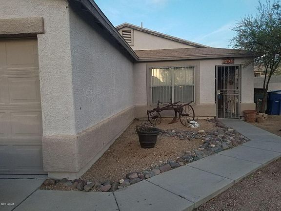 2nd image of 5401 S Crown Jewel Dr
