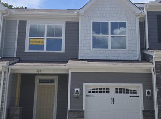 605 Autumn Lake Rd, Simpsonville, SC 29681