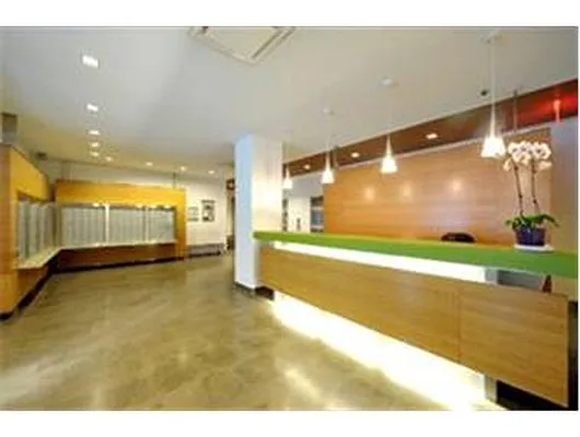 Rented by Douglas Elliman | media 13