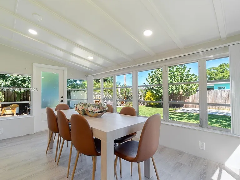 712 Tradewind Dr — Photo 31