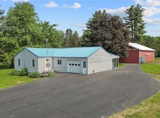 8278 Maple Rd, Clay, NY 13041
