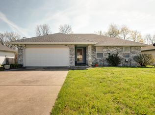 444 S Basswood Ave, Republic, MO 65738
