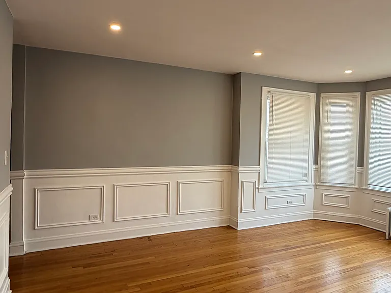 9122 S Bishop St — Photo 3
