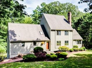 16 Washington Dr, Acton, MA 01720