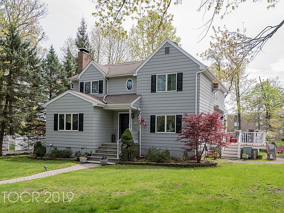 2nd image of 185 Airmount Ave