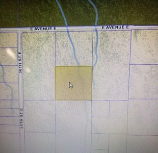 Vic Avenue E 30 Ste Redman, Lancaster, CA, 93535