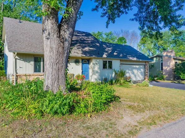 110105 Arboretum Way, Chaska, MN 55318