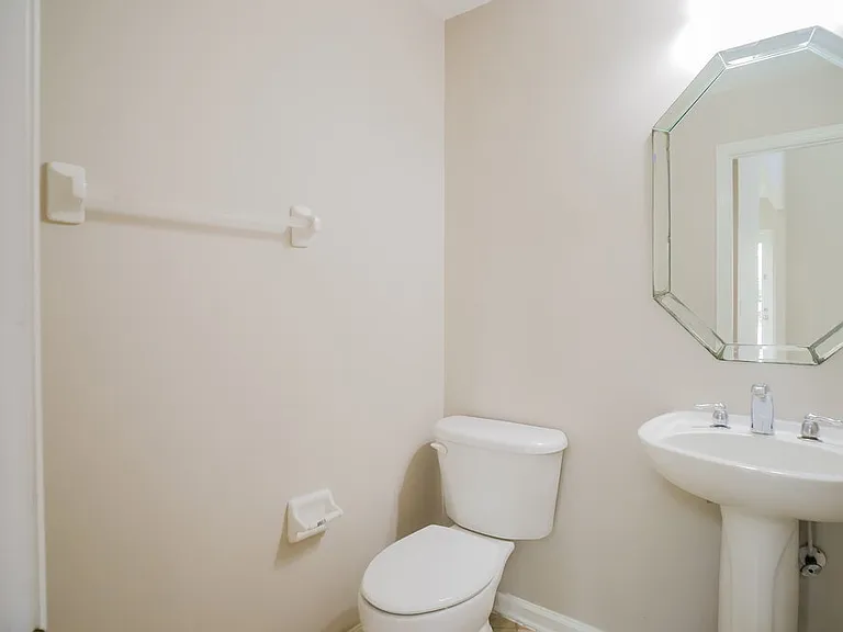 644 Porta Rosa Cir — Photo 16