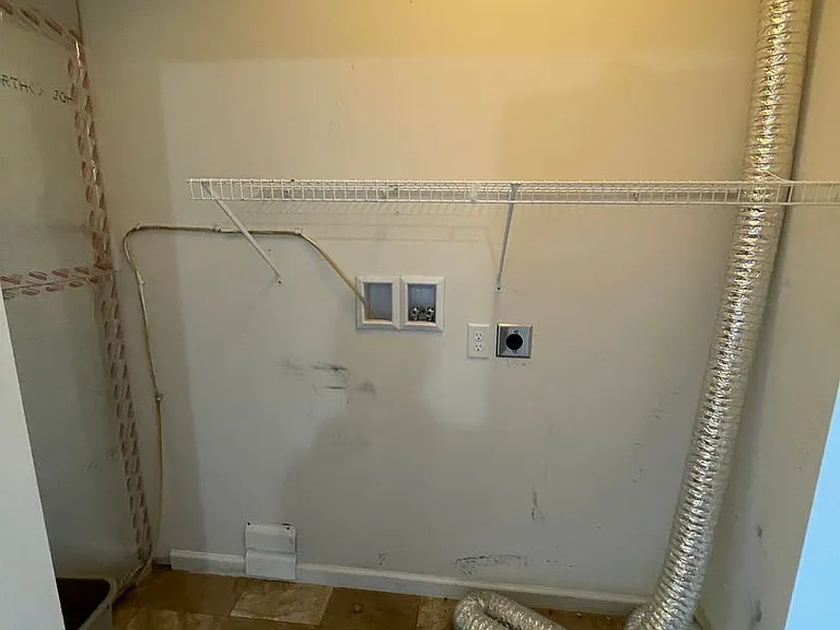 76 Bryn Way — Photo 5