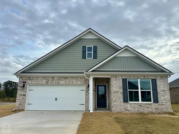 77 Clearwater Dr, Brookland, AR 72417