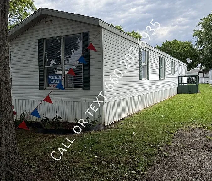 913 N Taylorville Blvd #30 — Photo 7