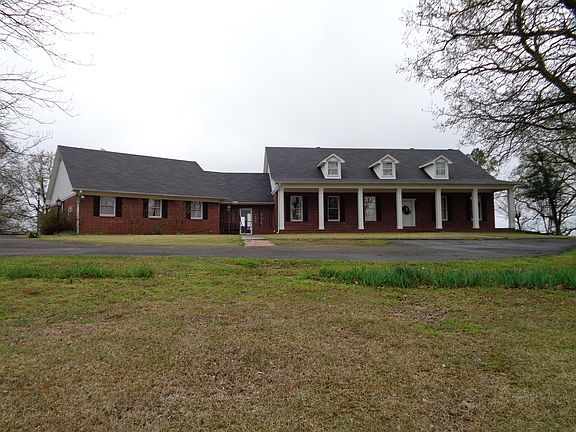 2nd image of 833 Sparksford Dr