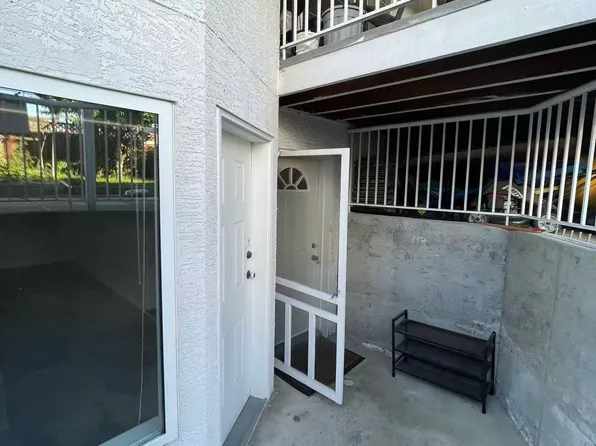 1000 Cliff Ave, Burnaby, BC V5A 2J9