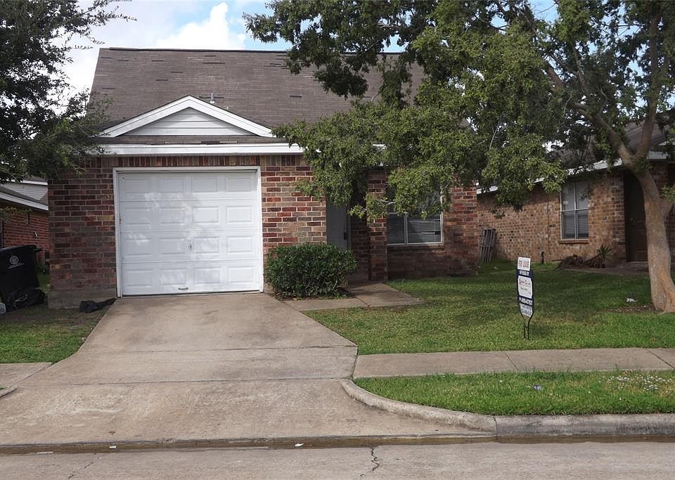 1st image of 7740 Ellis Dr